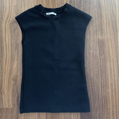 Zara schwarzes sleeveless Top