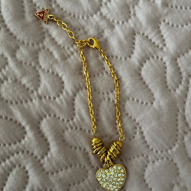 Bracelet cœur Guess