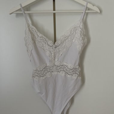 Body in pizzo bianco
