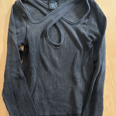 Longsleeve BDG con cut-out