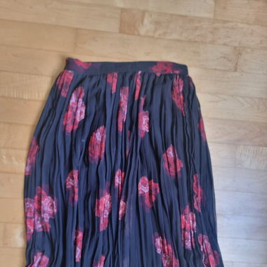 Blumen Rock Schwarz Rot