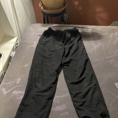 Pantaloni sportivi neri