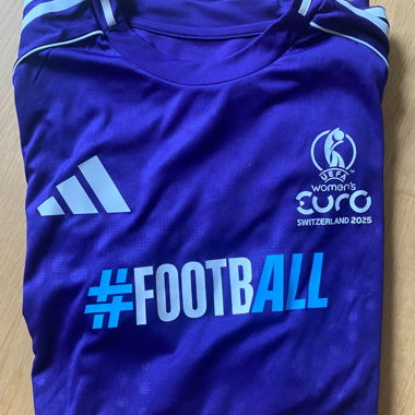 WEURO Trikot