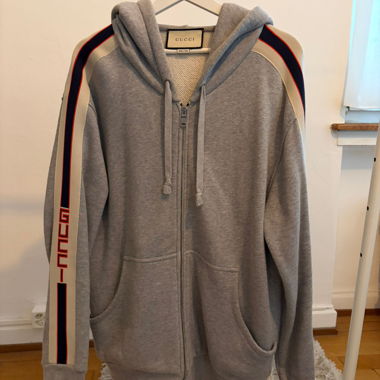 Felpa con zip Gucci grigia con righe