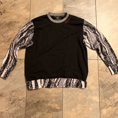 Pull Carlo Colucci