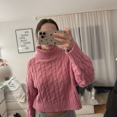Knit sweater