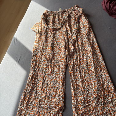 Wide Floral Print Trousers orange-black