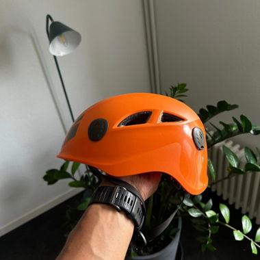 Casco da arrampicata