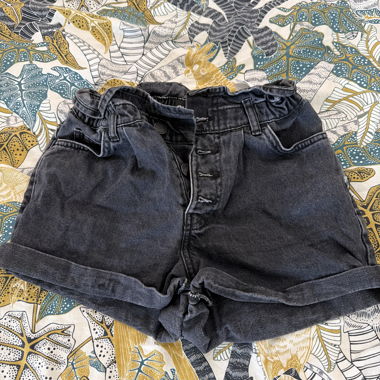 Short denim shorts