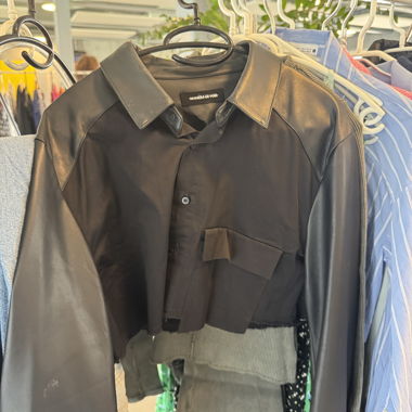 Black cropped faux leather shirt