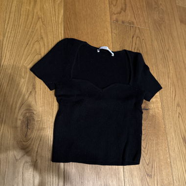 T-shirt noir côtelé