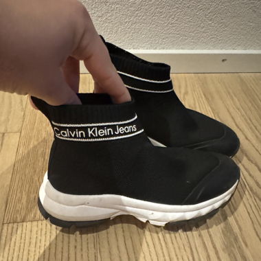Calvin Klein 