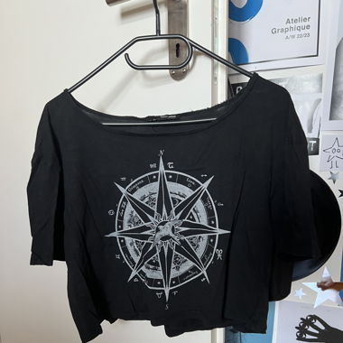 Tally Weijl Compass Cropped Tshirt