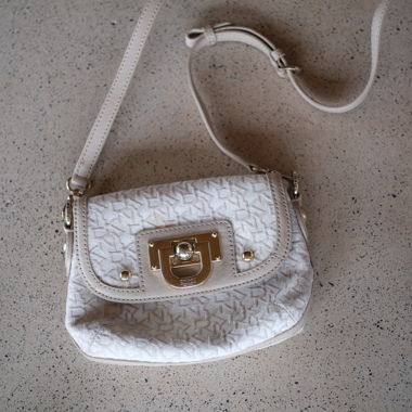 DKNY Handtasche beige, gold