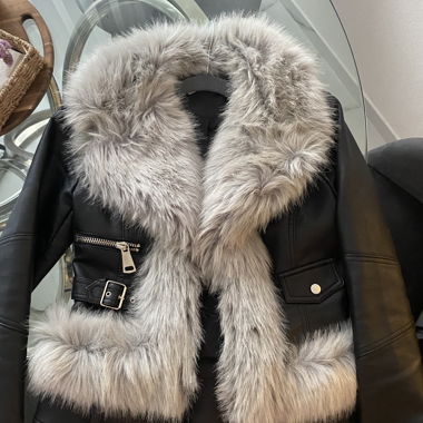 Veste (pas de vraie fourrure)