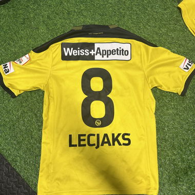 Original getrages Trikot von Jan Lecjaks Size L