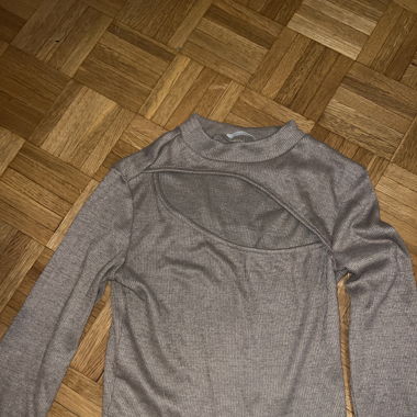 TOP maroon Pull and bear