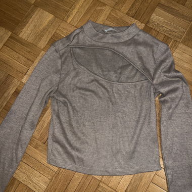 TOP maroon Pull and bear