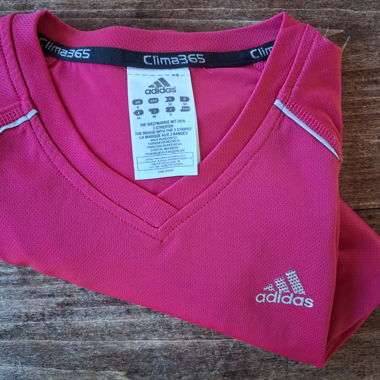 T-shirt sportivo Adidas rosa