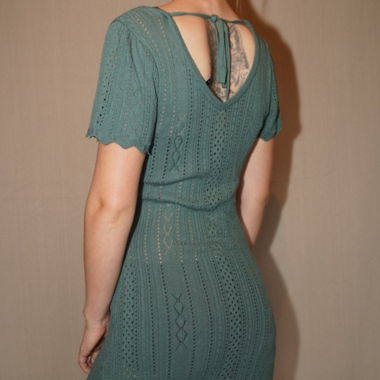 Vestito leggermente trasparente in maglia