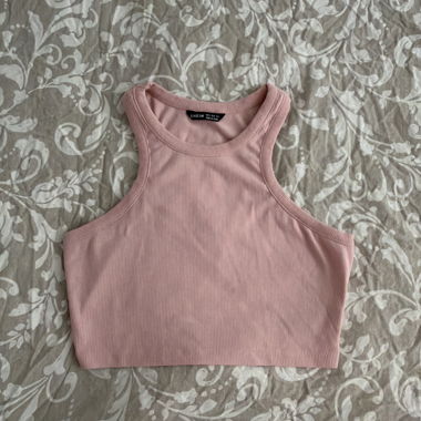 Pink cropped top SHEIN