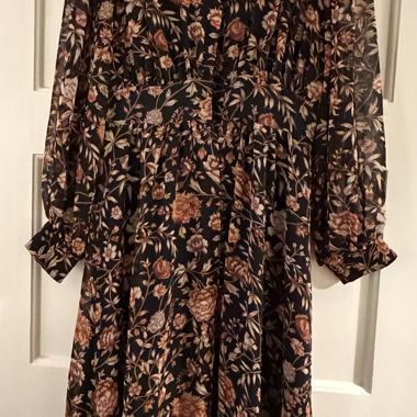 Robe longue MANGO à imprimé floral Taille M