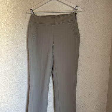 Schmale Hose
