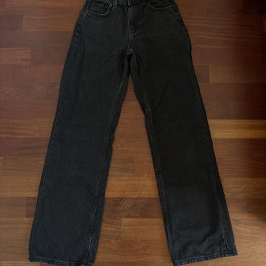 Jeans neri a vita alta