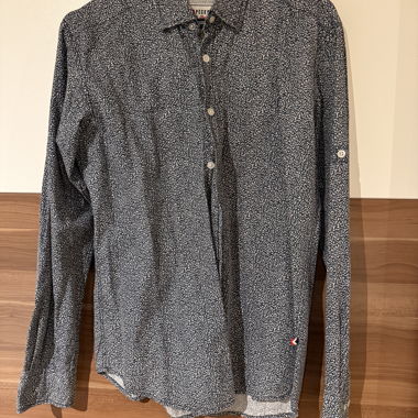 Chemise boutonnée à motif