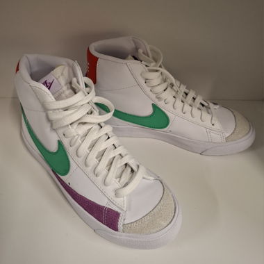 Sneakers Nike alte