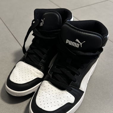 Puma High-Top Sneakers