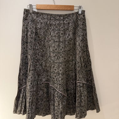 Midi skirt