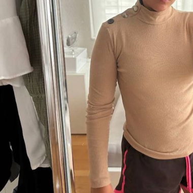 Beige Langarmshirt