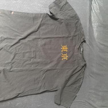 T-shirt noir Tokyo avec carpes koi