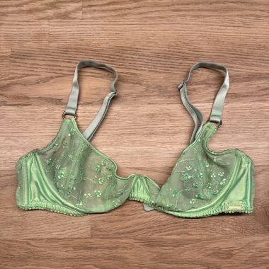 Green lace bralet 