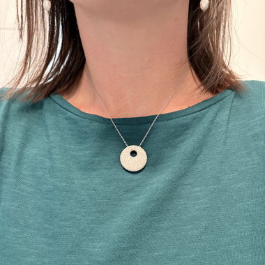 Collana Swarovski con ciondolo rotondo scintillante
