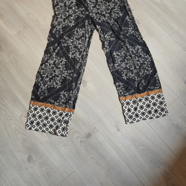 Bandana Pattern Pants