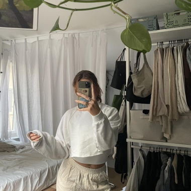 cropped hoodie
