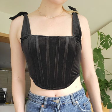 Black velvet corset 