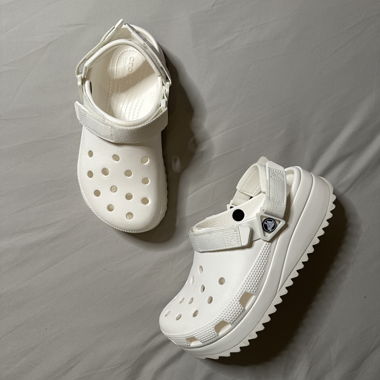 Sandali con plateau Crocs