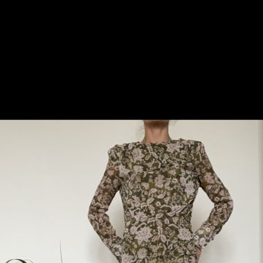 Mini khaki dress with sleeves.H&M