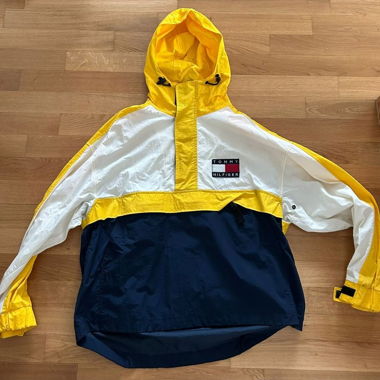 Tommy Hilfiger Rare Vintage Windbreaker 90s