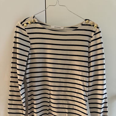 Weiss-blau Shirt