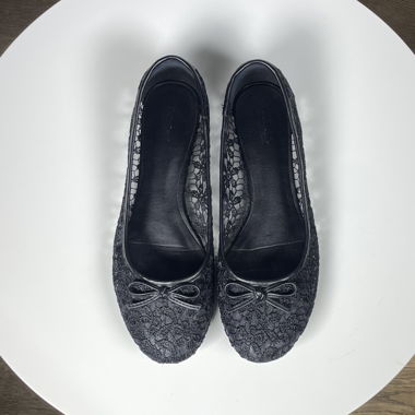 Ballerines noires en dentelle
