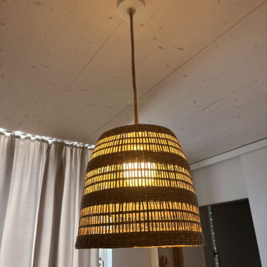 Suspension en rotin
