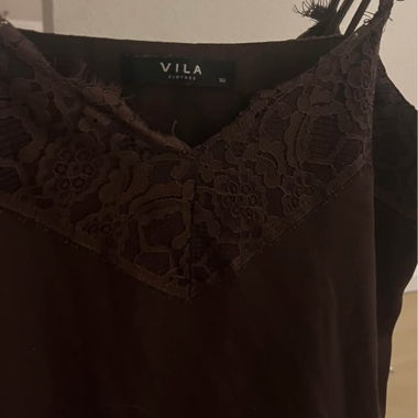 Top bretelles en dentelle VILA