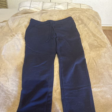 Blaue Jogginghose von H&M