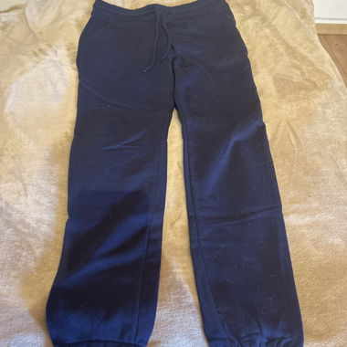 Blaue Jogginghose von H&M