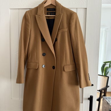 ZARA Woman Mantel aus Manteco-Stoff
