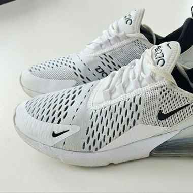 Nike Air Max 270
